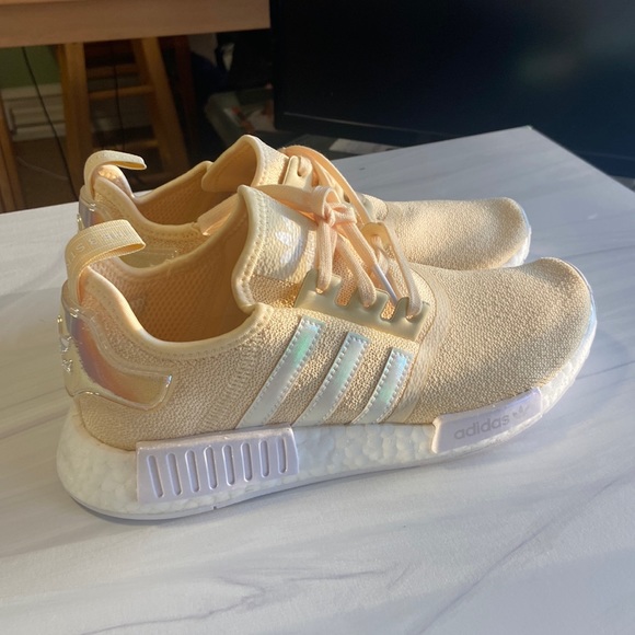 adidas nmd womens yellow